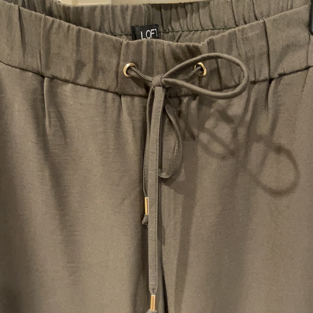 Loft Olive Drawstring Pants - Size Medium - image 4